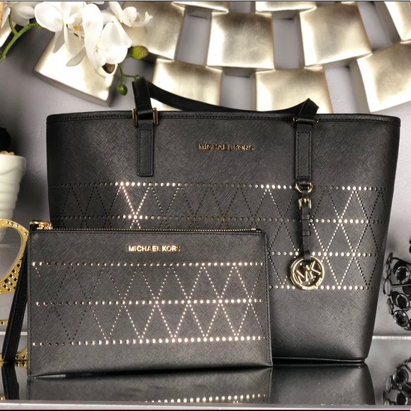 Michael Kors Jet Set Wristlet & Tote Bundle - Picture 3 of 7